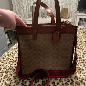 Coach Field Tote 22